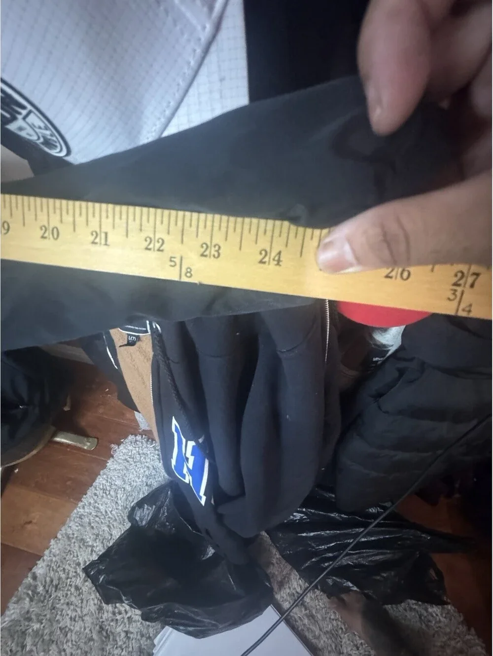 Under Armour Men's Lightweight Windbreaker Jacket Black MEDIUM